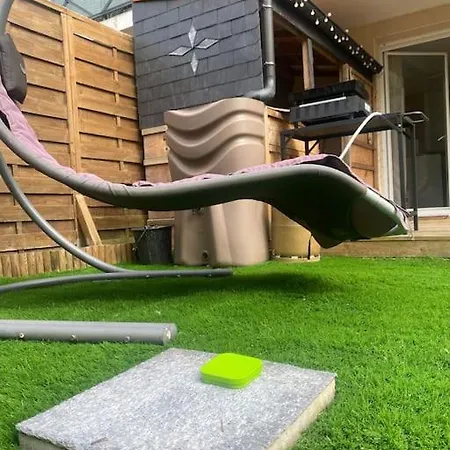 Appartement Avec Jardin Fleuri